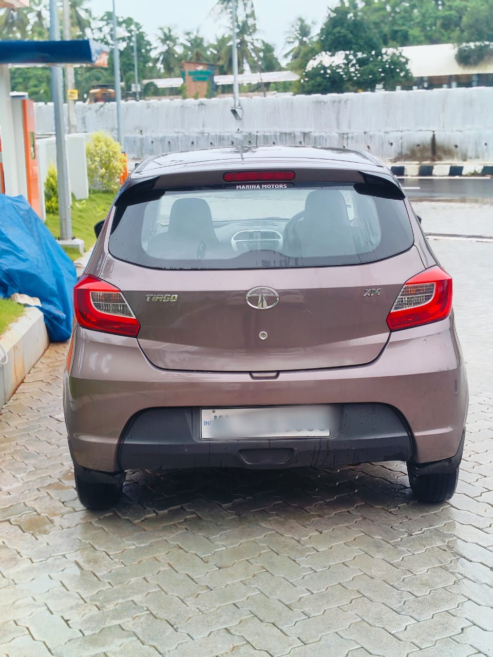 Car thumbnail 2