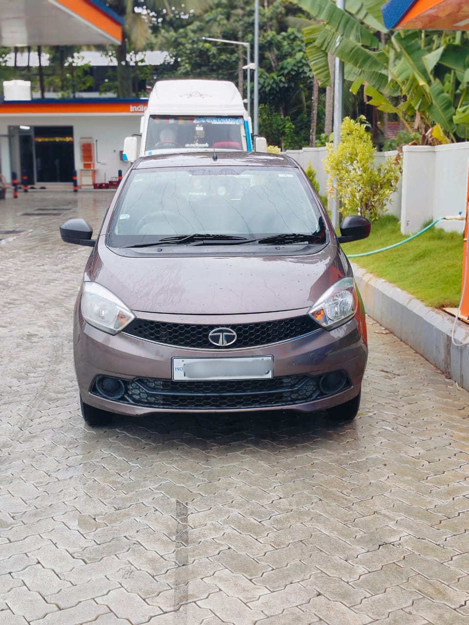 2016 Tata Tiago xm
