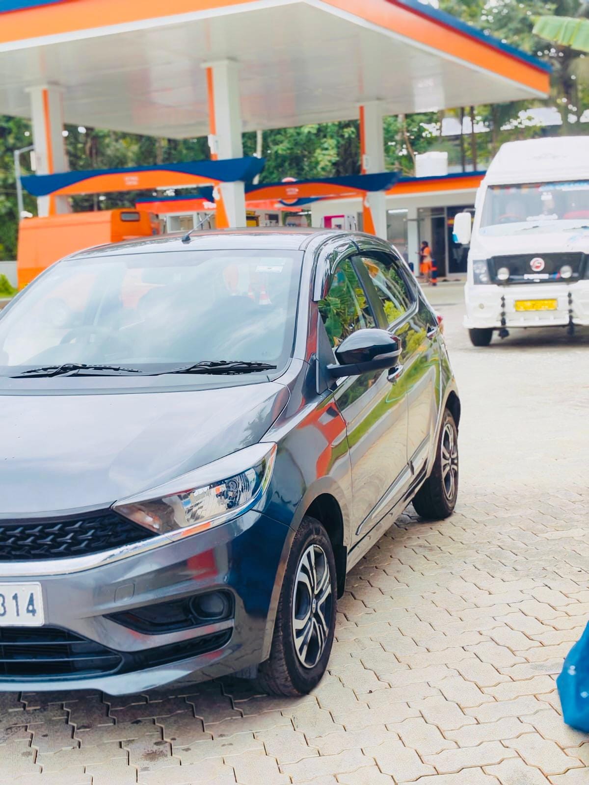 Car thumbnail 7